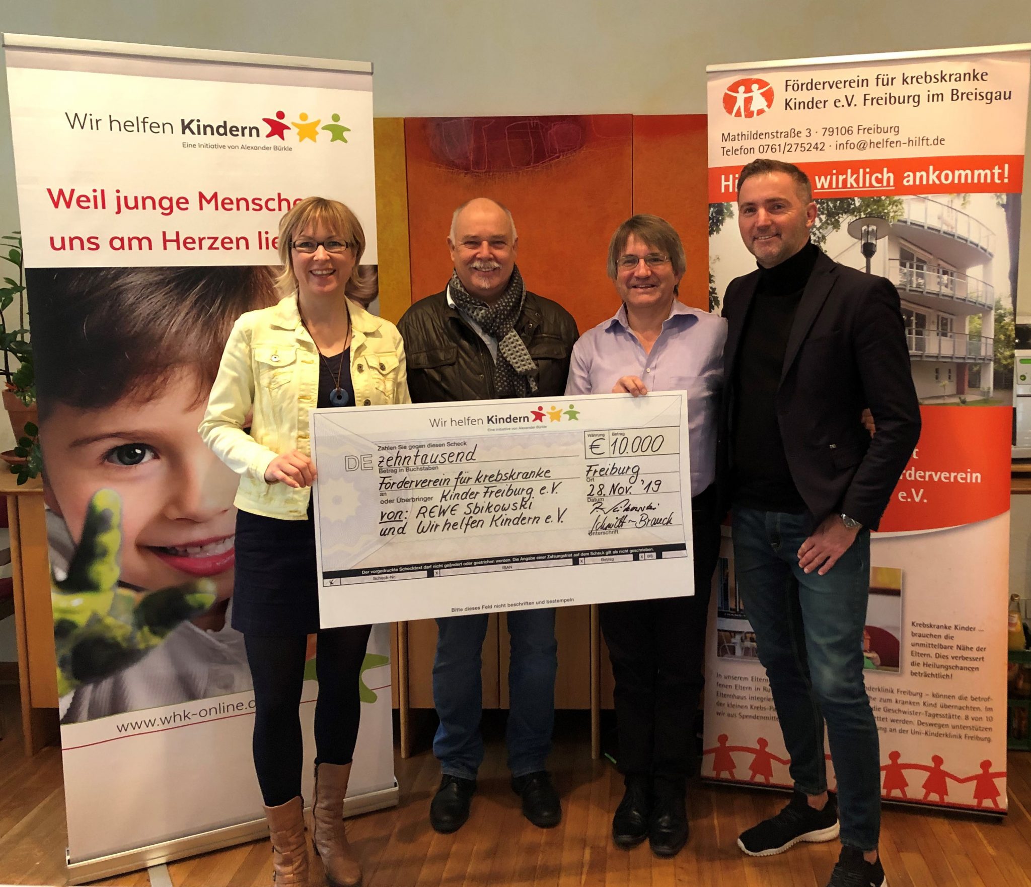 GEMEINSAME SPENDE IN HÖHE VON 10.000 EURO AN FÖRDERVEREIN FÜR ...