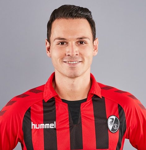 Nicolas-Hoefler 600x900